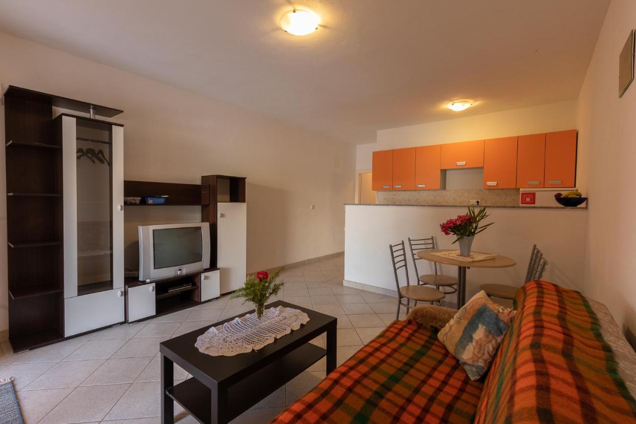 ויר Apartman Kristo מראה חיצוני תמונה